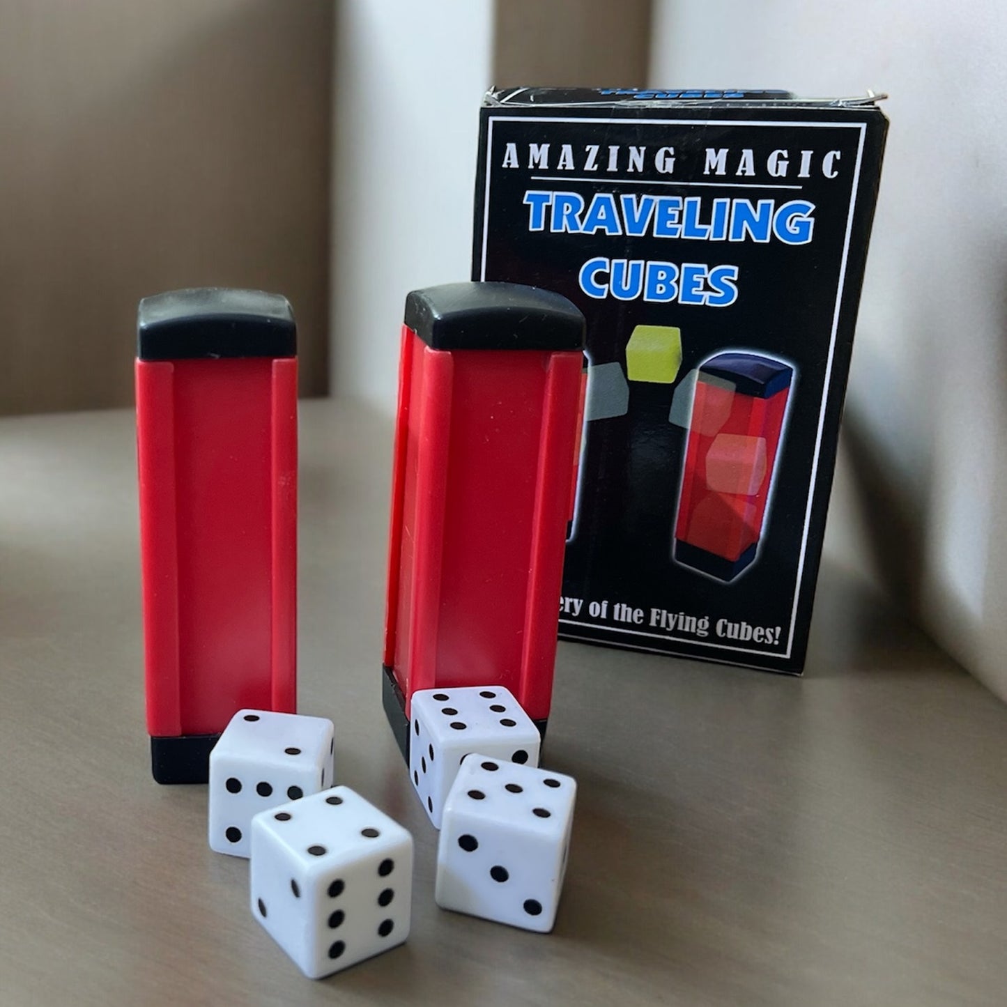 Travelling Cubes - Dice Model